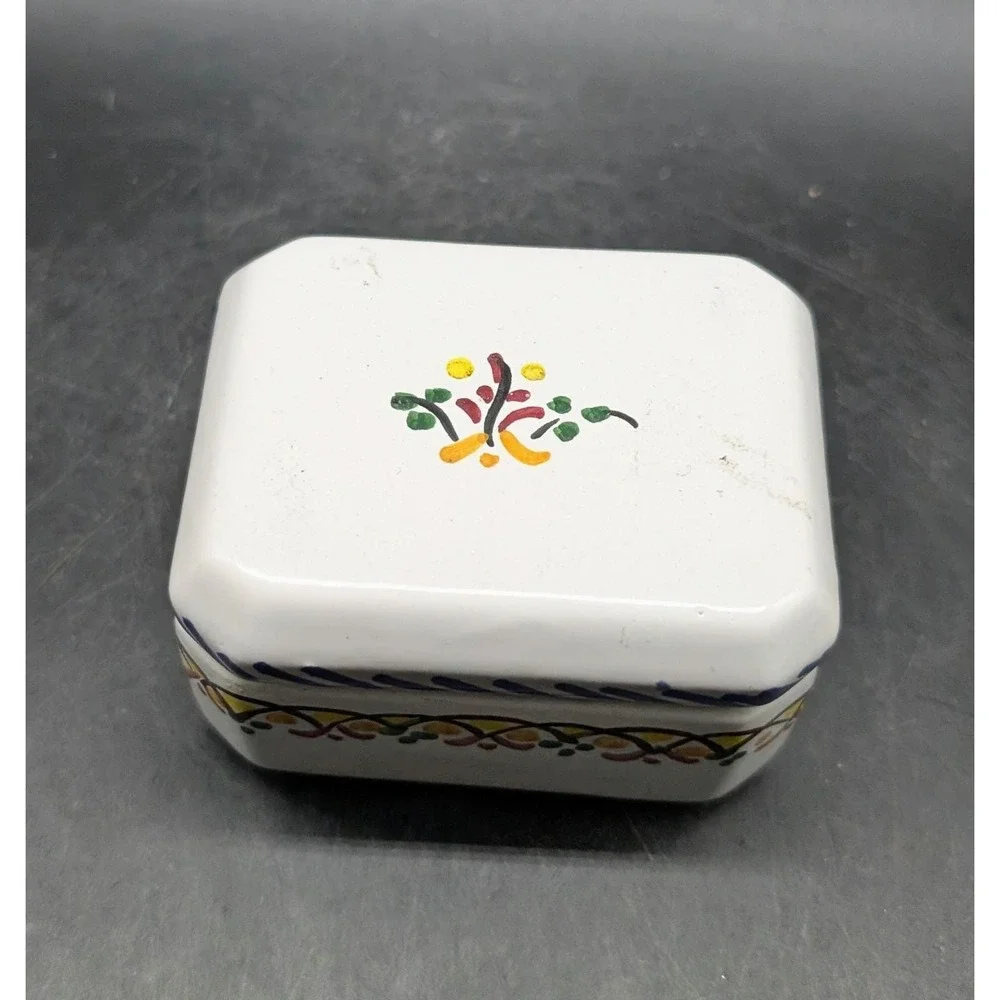 Vintage Spanish Hand Painted Ceramic Trinket Box Floral Folk Art Espana White 2